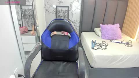        online show from 11.27.25