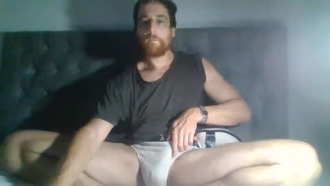 Snapshot of dariensur chatting on 02.10.25 Darien online show from 02.10.25