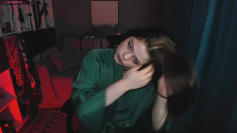 Dari the it woman online show from 01.18.25