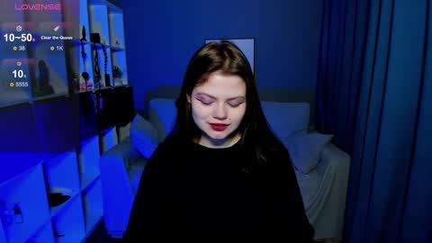 Dari the it woman online show from 02.19.25