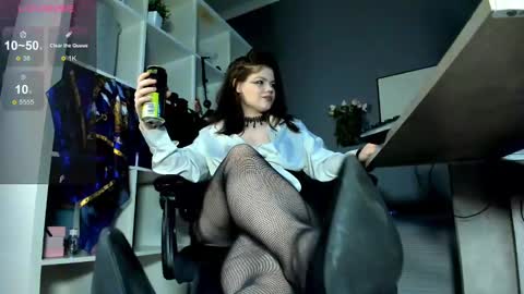 Dari the it woman online show from 03.05.25