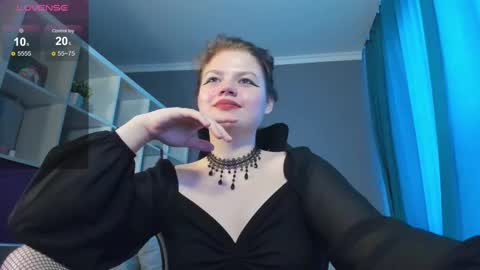 Dari the it woman online show from 03.10.25