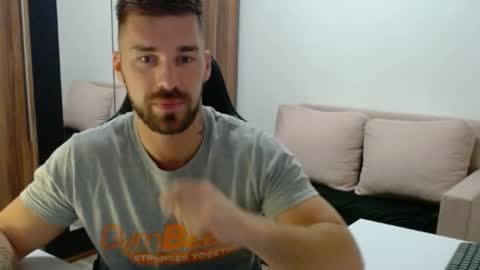 darius_94 online show from 10.27.25