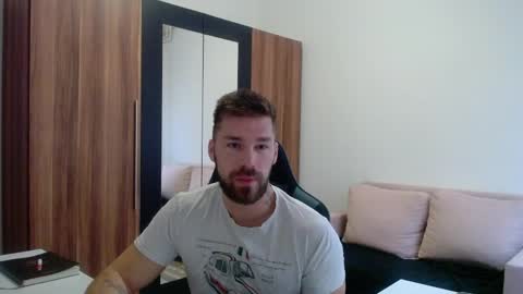 darius_94 online show from 04.02.26