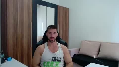 Snapshot of darius_94 chatting on 07.01.26 darius_94 online show from 07.01.26