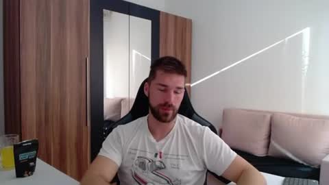 Snapshot of darius_94 chatting on 07.14.26 darius_94 online show from 07.14.26