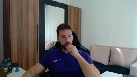 Snapshot of darius_94 chatting on 07.18.26 darius_94 online show from 07.18.26