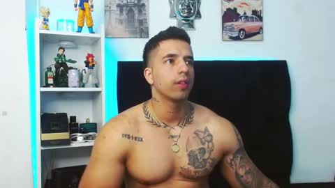 Darius Phoenix  online show from 12.14.24