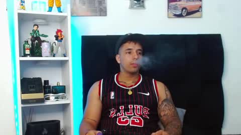 Darius Phoenix  online show from 12.15.24