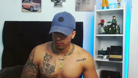 Darius Phoenix  online show from 12.31.24