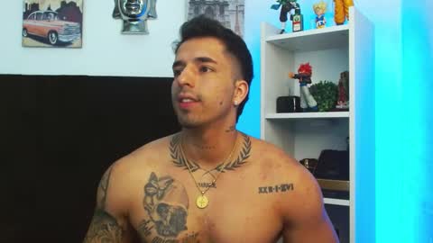 Darius Phoenix  online show from 01.04.25