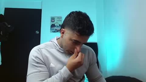 Darius Phoenix  online show from 10.25.25