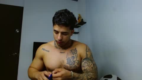 Darius Phoenix  online show from 12.15.25