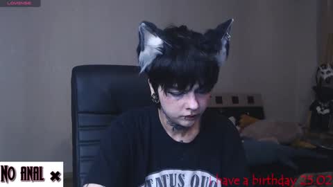 Snapshot of dark__elf chatting on 02.02.25 Anessa online show from 02.02.25