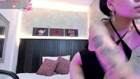 Dark online show from 09.18.25