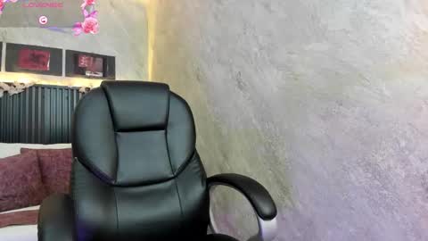 Dark online show from 09.27.25