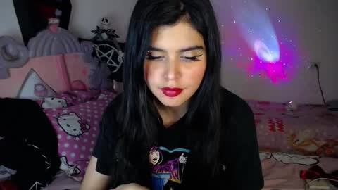 Moony online show from 12.17.25