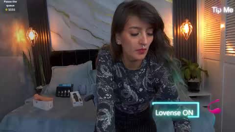 Snapshot of dark_dominika chatting on 05.11.26 dark_dominika online show from 05.11.26
