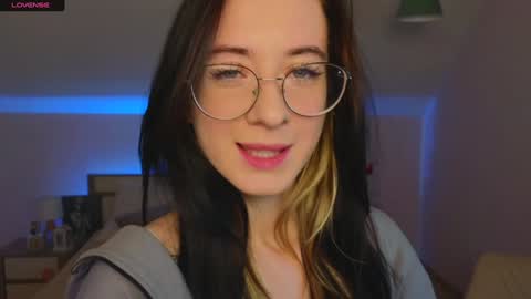 Snapshot of dark_lola_ chatting on 12.21.24 Lola online show from 12.21.24