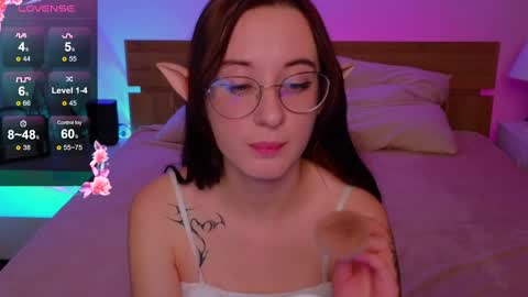 Snapshot of dark_lola_ chatting on 02.08.25 Lola online show from 02.08.25