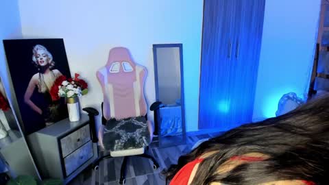 Snapshot of dark_madison chatting on 01.11.25 CELESTE online show from 01.11.25