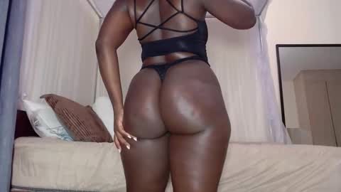 dark_qween online show from 04.10.26