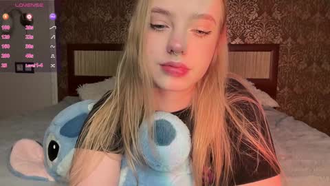 Snapshot of dark_side1213 chatting on 02.03.25 Darkside online show from 02.03.25