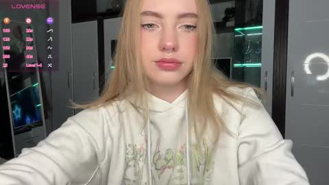 Snapshot of dark_side1213 chatting on 09.11.25 Darkside online show from 09.11.25