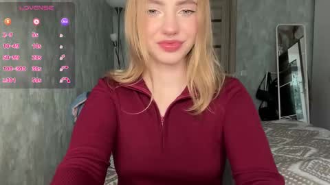 Snapshot of dark_side1213 chatting on 09.22.25 Darkside online show from 09.22.25