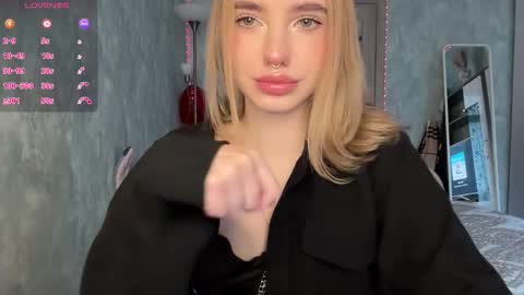 Snapshot of dark_side1213 chatting on 11.20.25 Darkside online show from 11.20.25