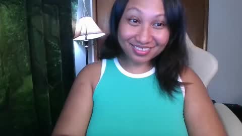 Snapshot of darkfairys chatting on 03.12.25 SweetCreamer online show from 03.12.25