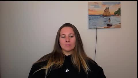 Snapshot of darklure_ chatting on 09.26.25 Anna online show from 09.26.25