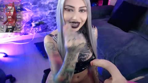 New account.  Help me reach 100 thumbs up  online show from 11.21.25