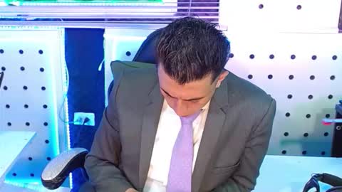 DARKO0717 online show from 12.16.25