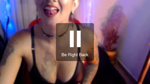 Snapshot of darkopalx chatting on 02.19.25 DARK  OPAL online show from 02.19.25