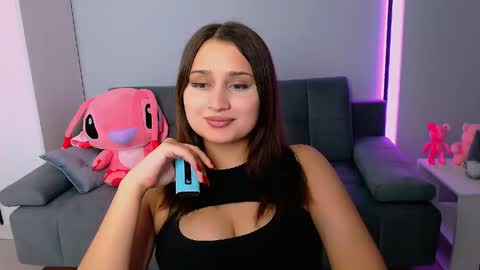 Snapshot of darksidelove_ chatting on 05.19.26 Amelie online show from 05.19.26