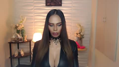 HAPPY BIRTHDAY MISTRESS MADRIANA online show from 12.03.24