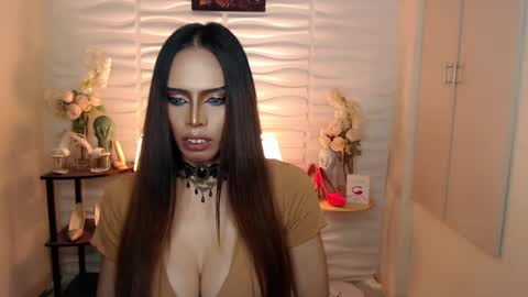 HAPPY BIRTHDAY MISTRESS MADRIANA online show from 12.16.24