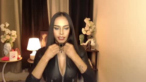 HAPPY BIRTHDAY MISTRESS MADRIANA online show from 01.14.25