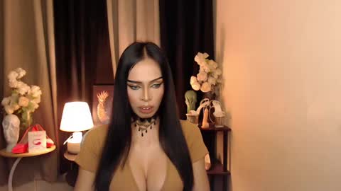 HAPPY BIRTHDAY MISTRESS MADRIANA online show from 02.04.25