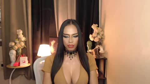 HAPPY BIRTHDAY MISTRESS MADRIANA online show from 02.20.25