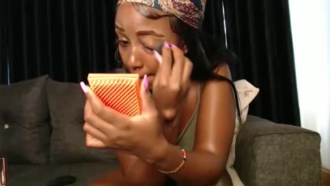 darktanqueen online show from 09.26.25