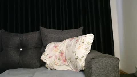 darktanqueen online show from 10.25.25