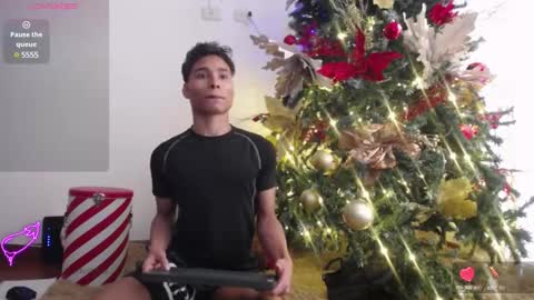 Snapshot of darkviper26 chatting on 12.08.24 darkviper26 online show from 12.08.24