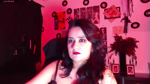 Snapshot of darkyll33 chatting on 06.16.26 DarKyll online show from 06.16.26