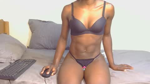 darling_dee online show from 10.04.25