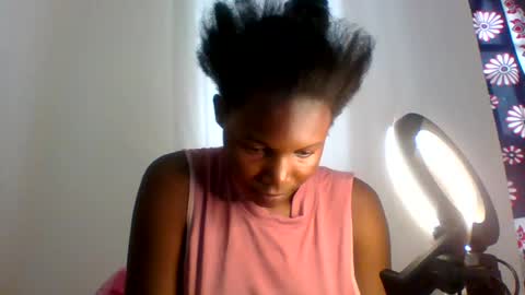 Snapshot of darling_dreamer2 chatting on 06.29.26 darling_dreamer2 online show from 06.29.26