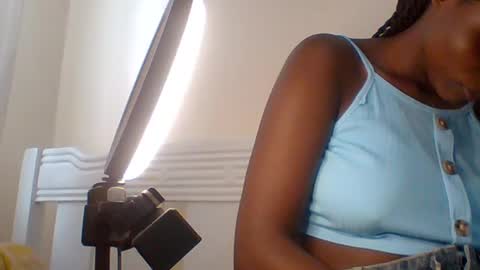 Snapshot of darling_dreamer2 chatting on 07.26.26 darling_dreamer2 online show from 07.26.26