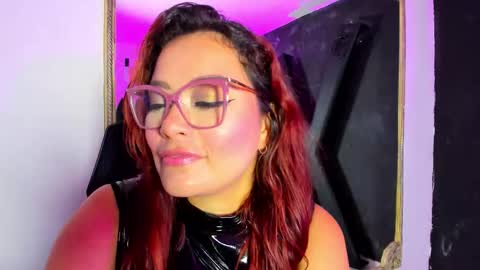 Darling online show from 10.22.25
