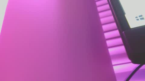 Snapshot of darlingvenus chatting on 11.18.25 Venus online show from 11.18.25